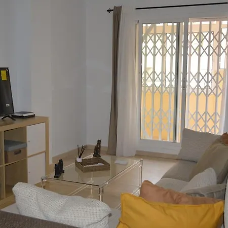 Apartamento Calido, Accesible Y Con Piscina Torremuelle